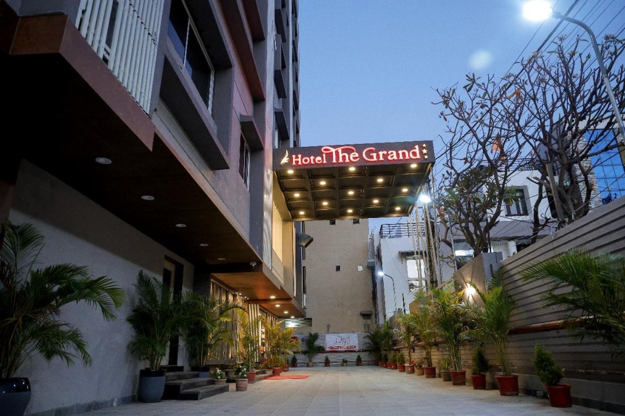Hotel The Grand Indaur Kültér fotó