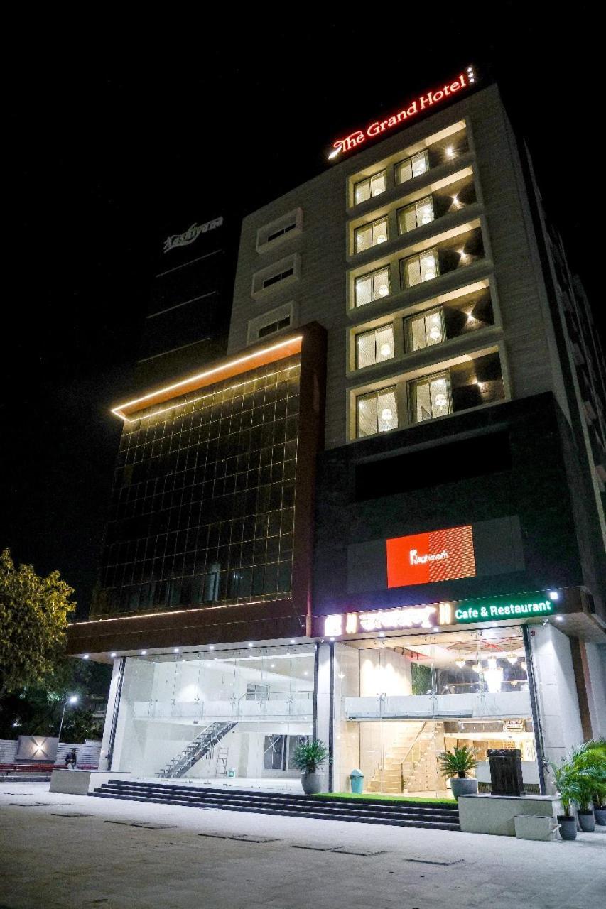 Hotel The Grand Indaur Kültér fotó